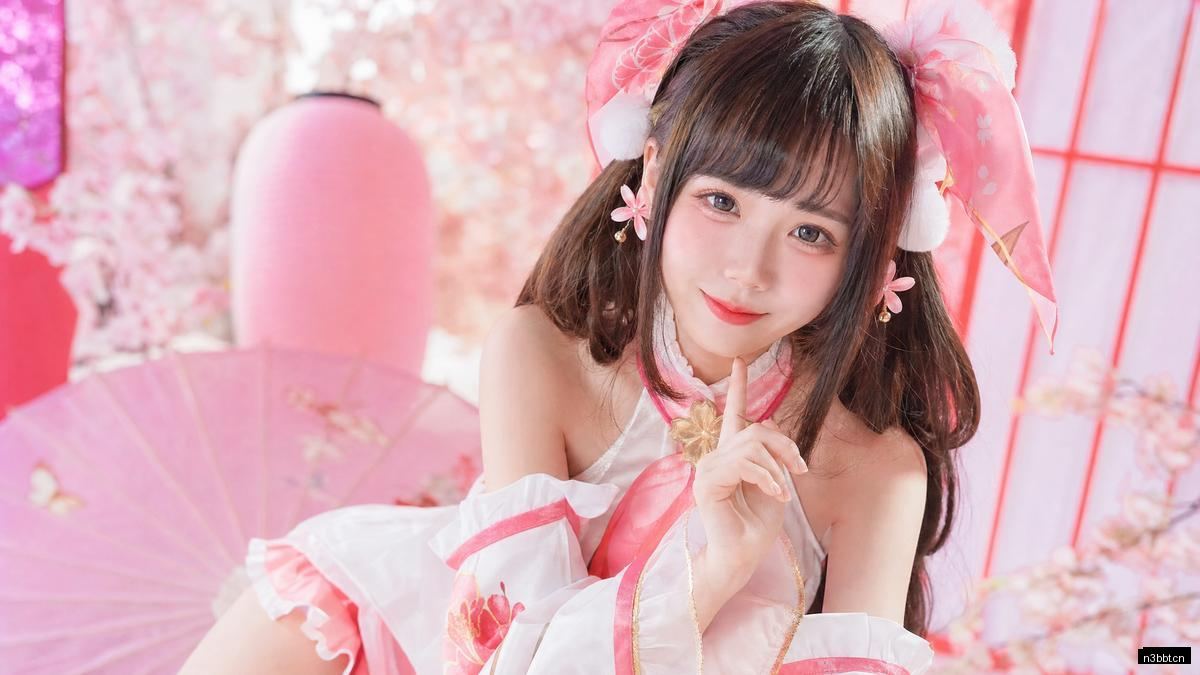 禁漫千绘漫画cosplay视频
